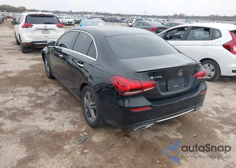 2020 Mercedes-Benz A 220 из США, поврежденный, VIN W1K3G4EB7LJ236031